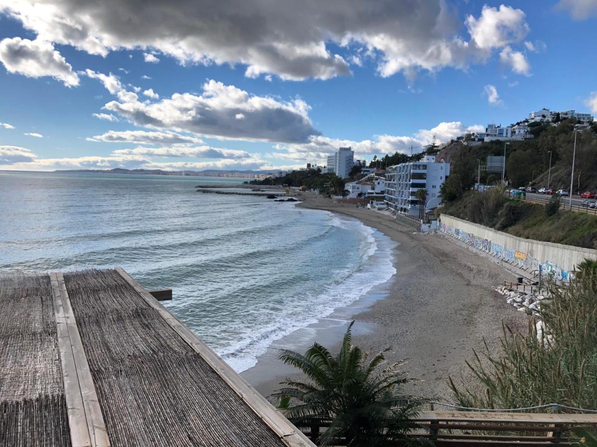 Piso En Zona Tranquila De - Torrequebrada Golf Apartment Benalmadena Bagian luar foto