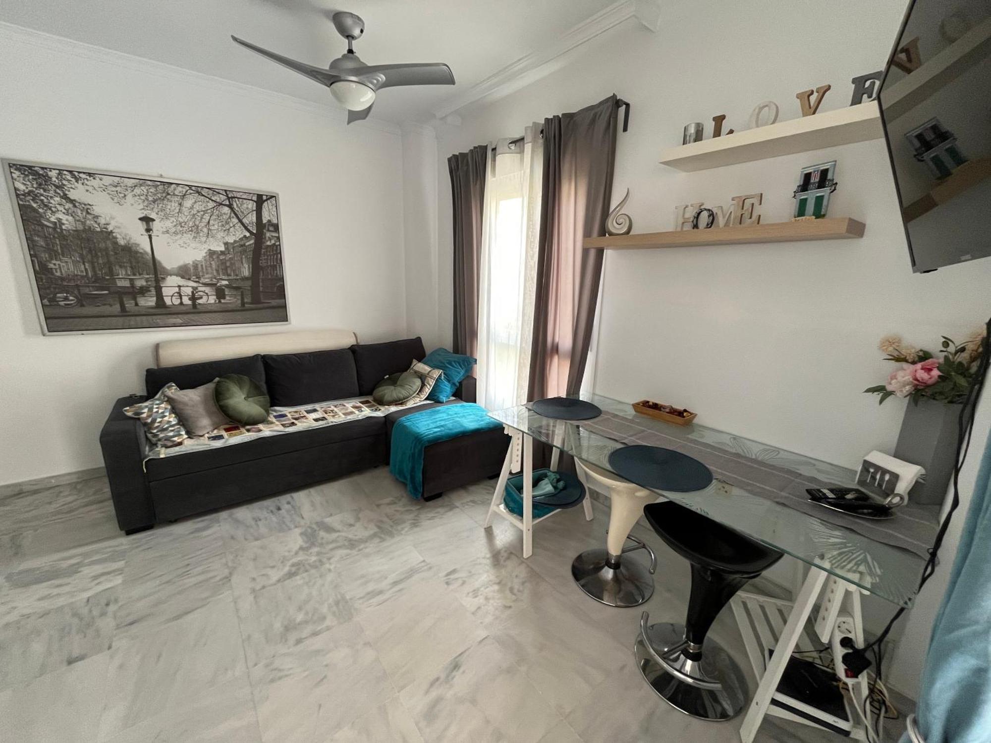 Piso En Zona Tranquila De - Torrequebrada Golf Apartment Benalmadena Bagian luar foto
