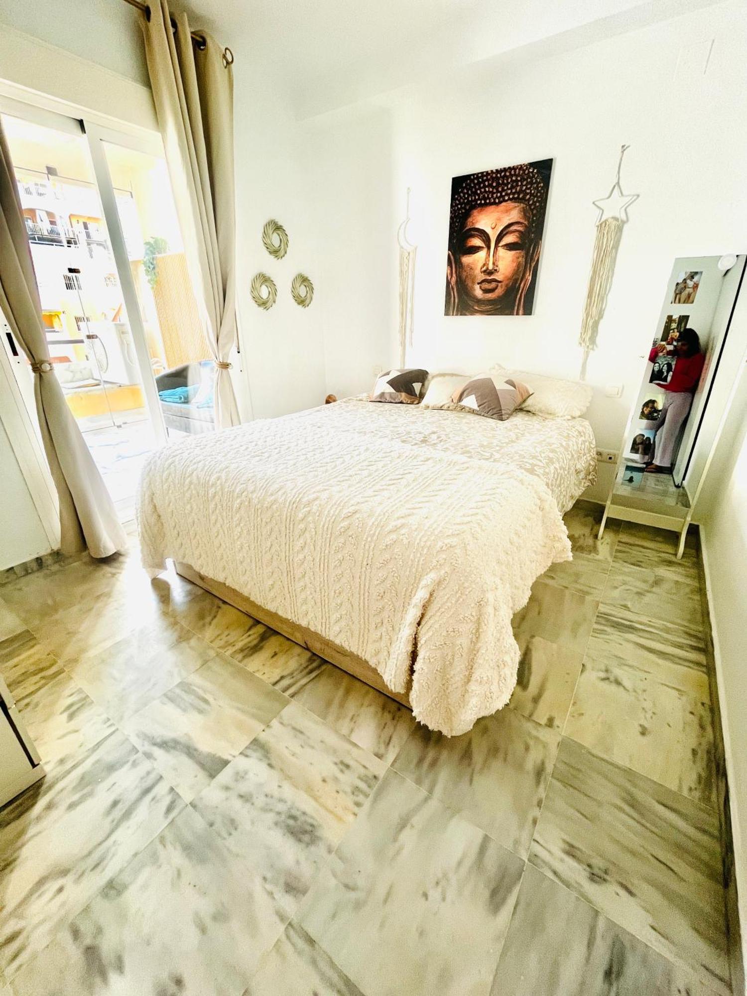 Piso En Zona Tranquila De - Torrequebrada Golf Apartment Benalmadena Bagian luar foto
