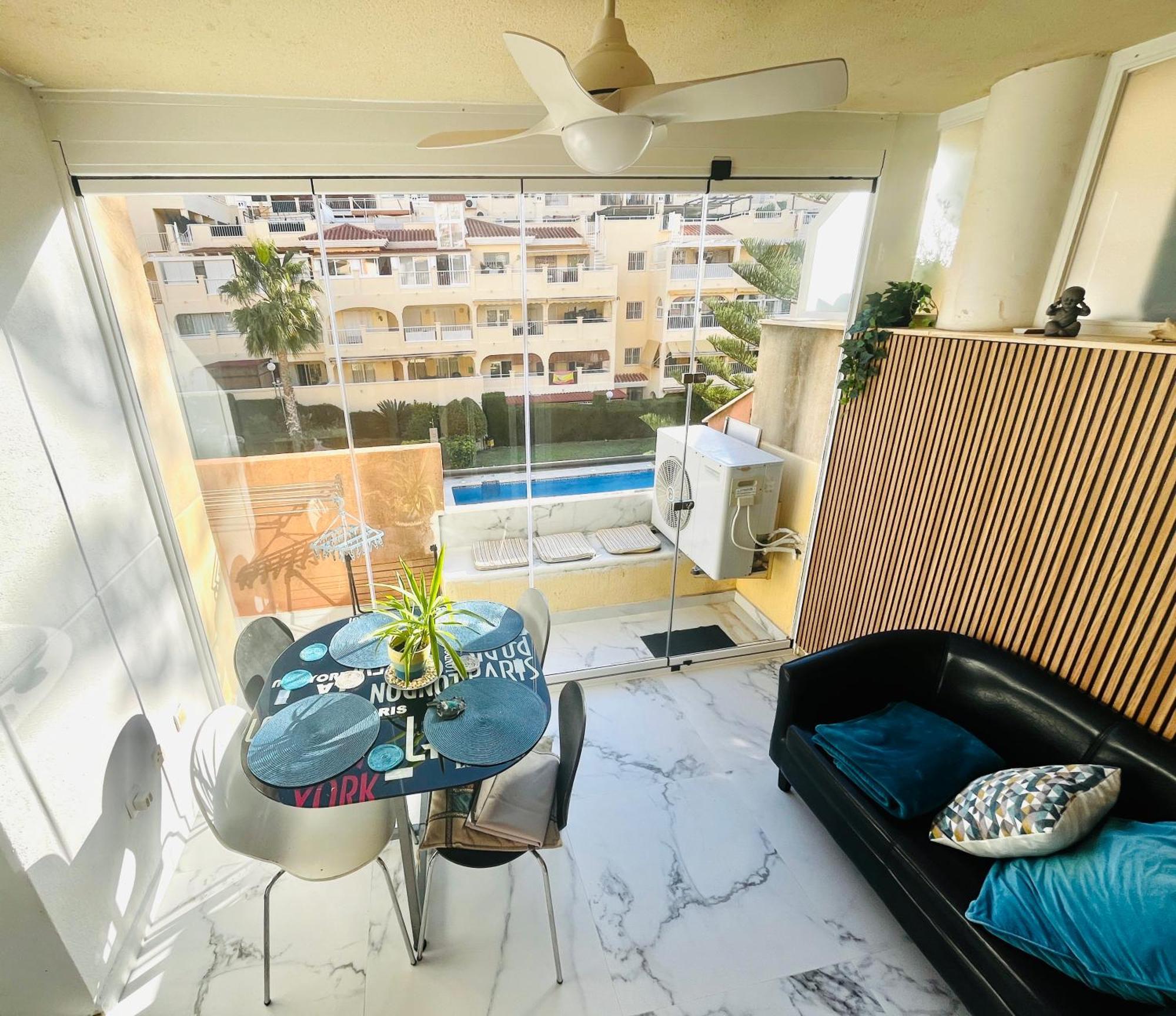 Piso En Zona Tranquila De - Torrequebrada Golf Apartment Benalmadena Bagian luar foto